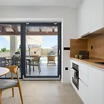 Villa Tonka By Villsy *